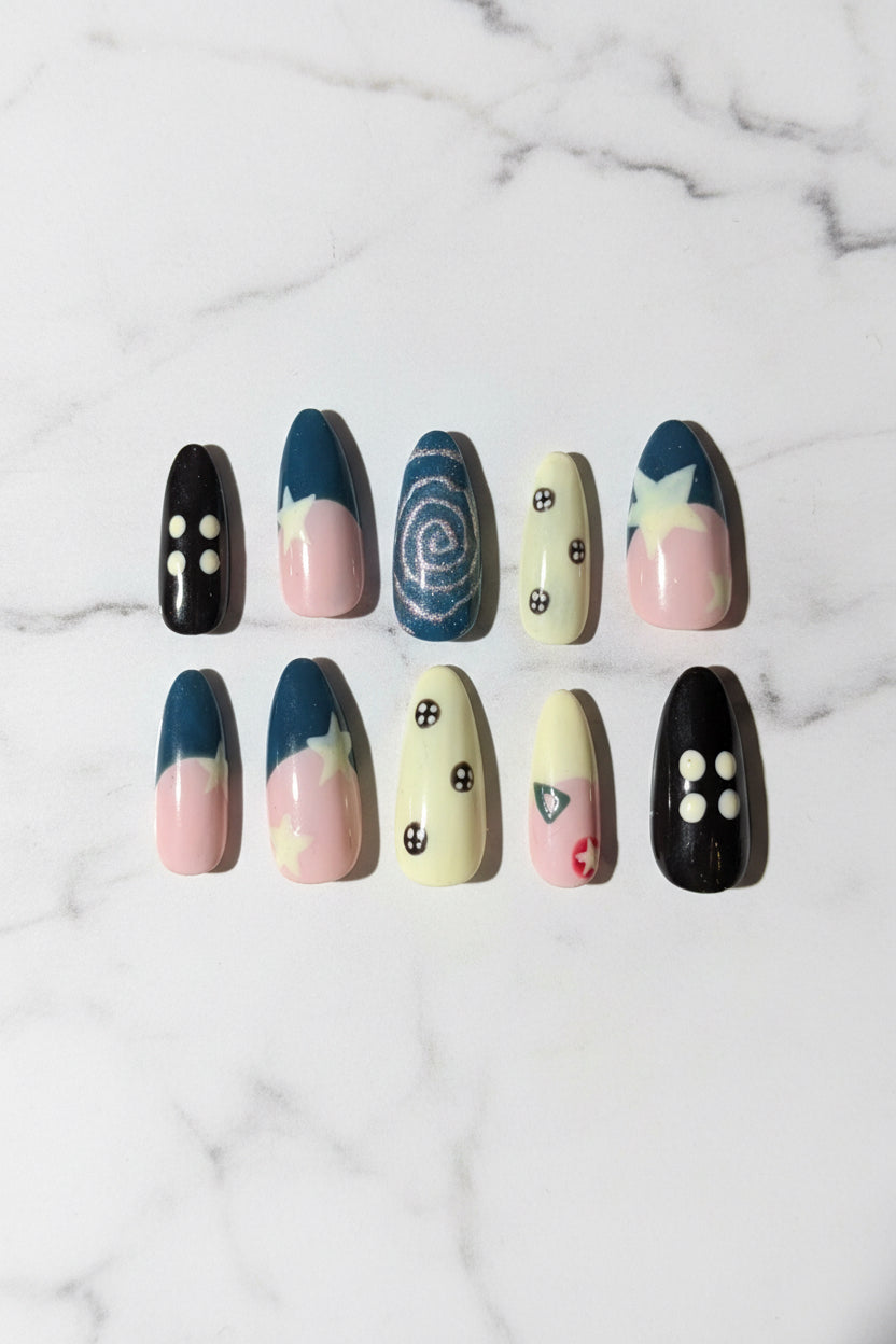 Coralline press on nails